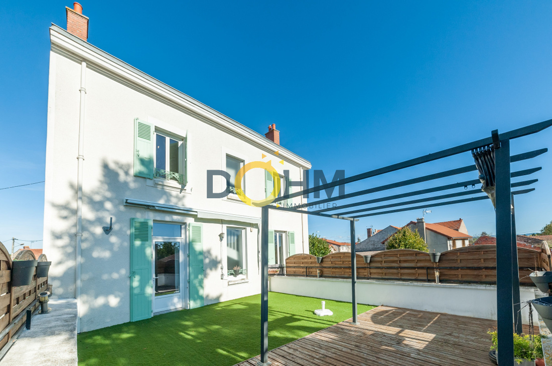 Vente Maison 160m² 9 Pièces à Issoire (63500) - Dohm Immobilier