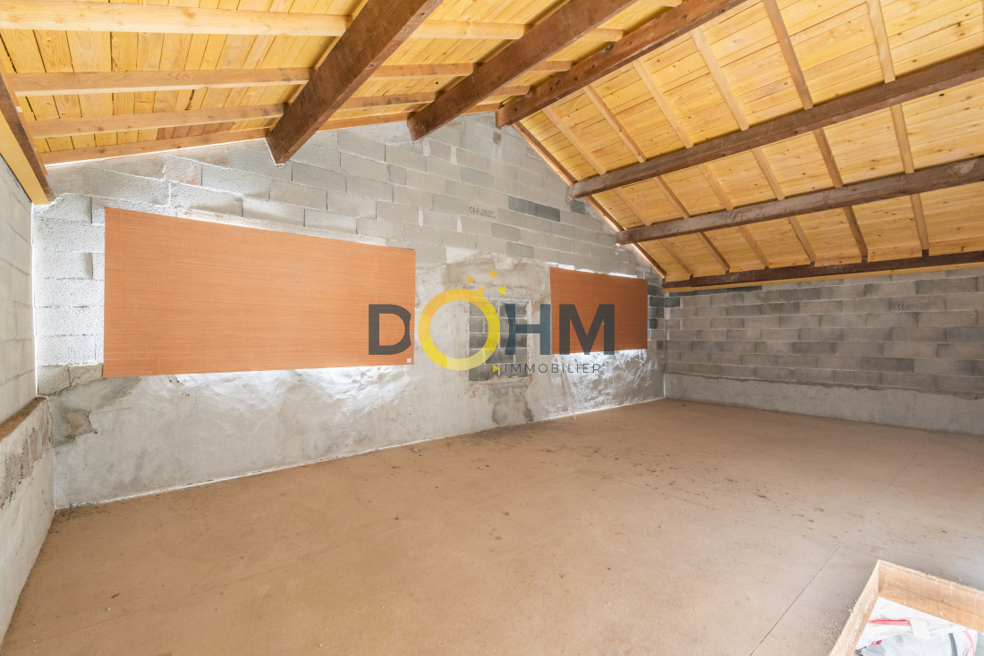 Bâtiment annexe à aménager