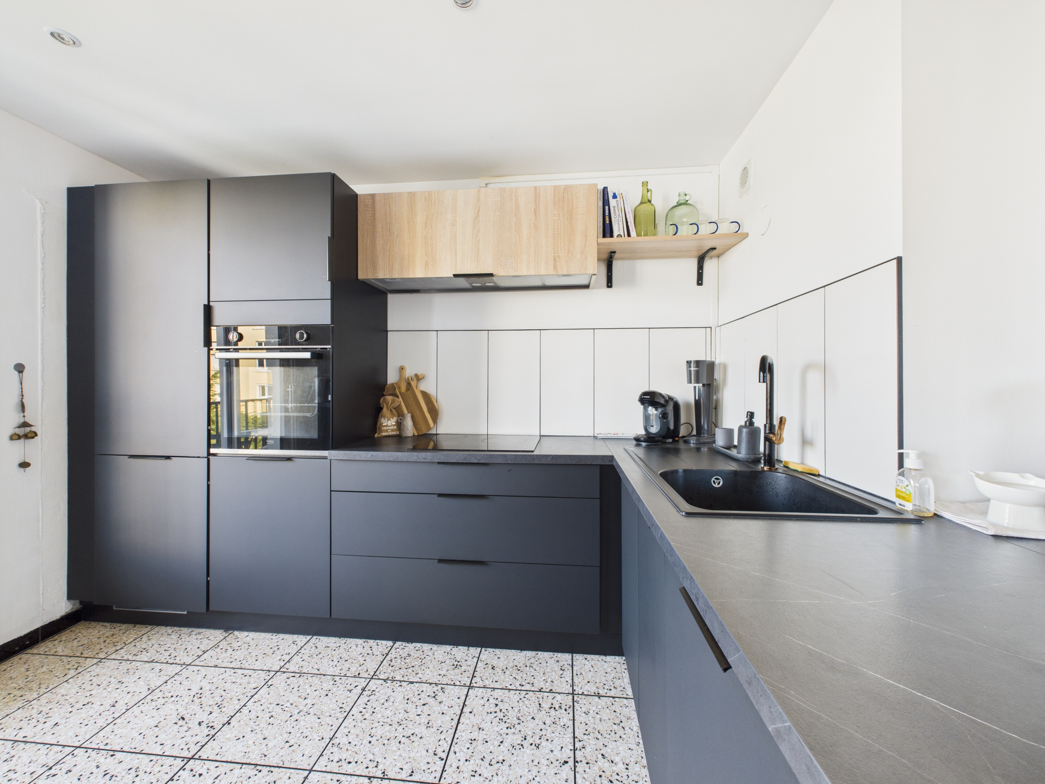 APPARTEMENT 3 PIÈCES 71 M2 - GARAGE MOTORISÉ - DERNIER ÉTAGE