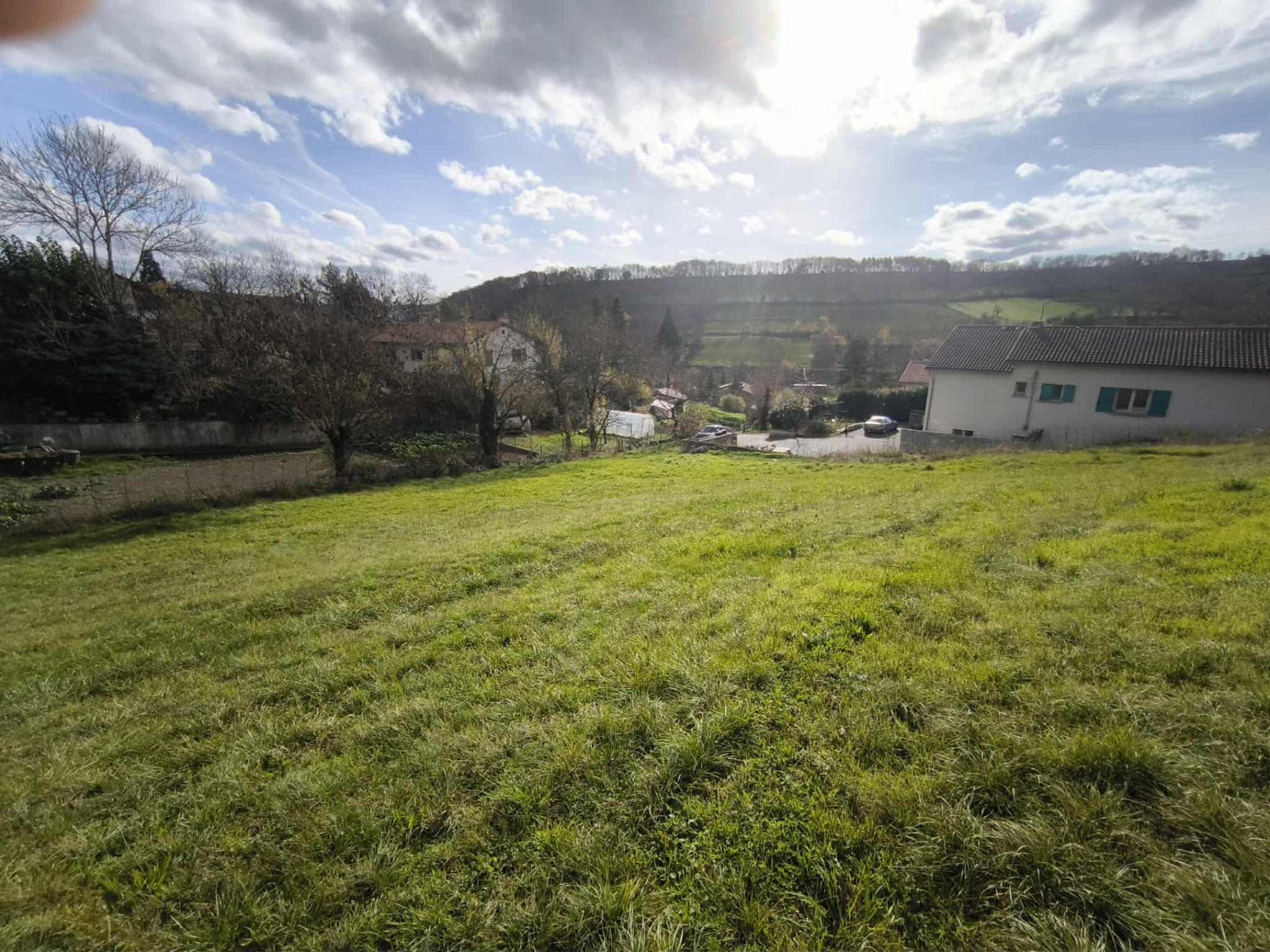 TERRAIN 2031M2, VUE DEGAGEE
