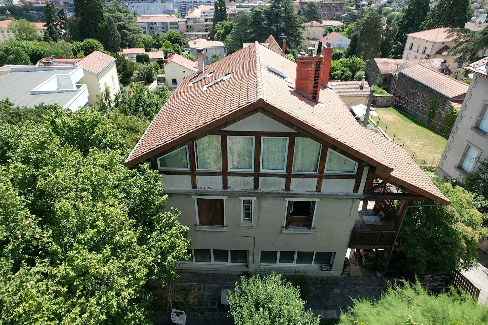 LE PUY EN VELAY ! Maison 2 logements 199m2 avec jardin et garage