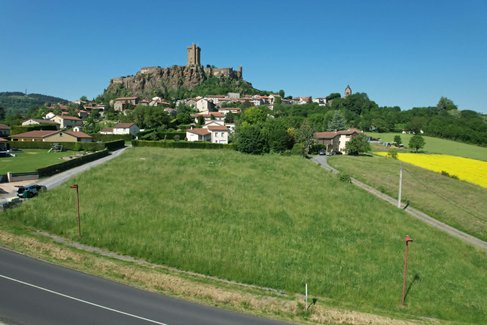 TERRAIN CONSTRUCTIBLE 1667M2