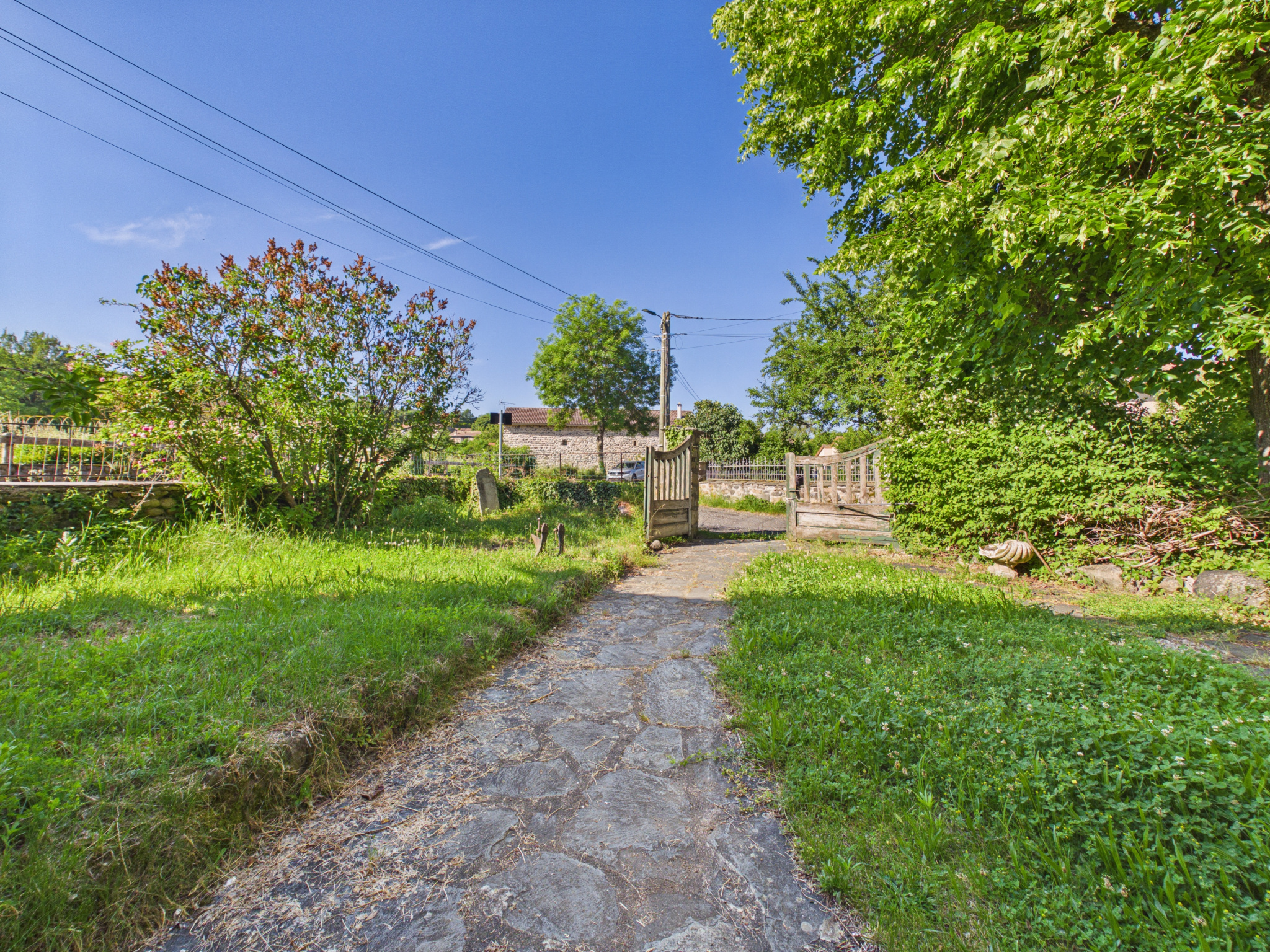 Rosières ! Maison à rafraichir 150m2 avec jardin et garage