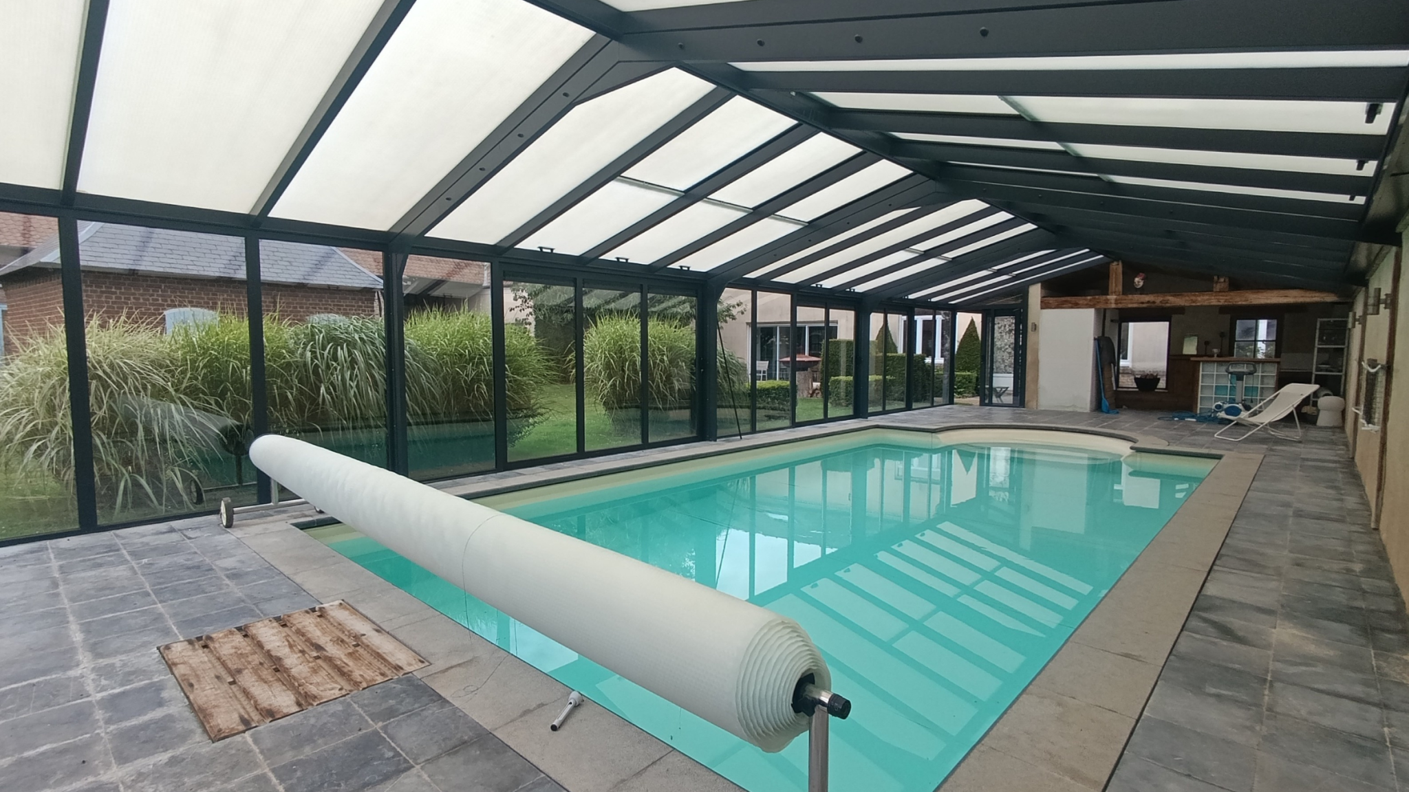 Longère de charme 225 m2   5 ch   Piscine intérieure   Dépendances
