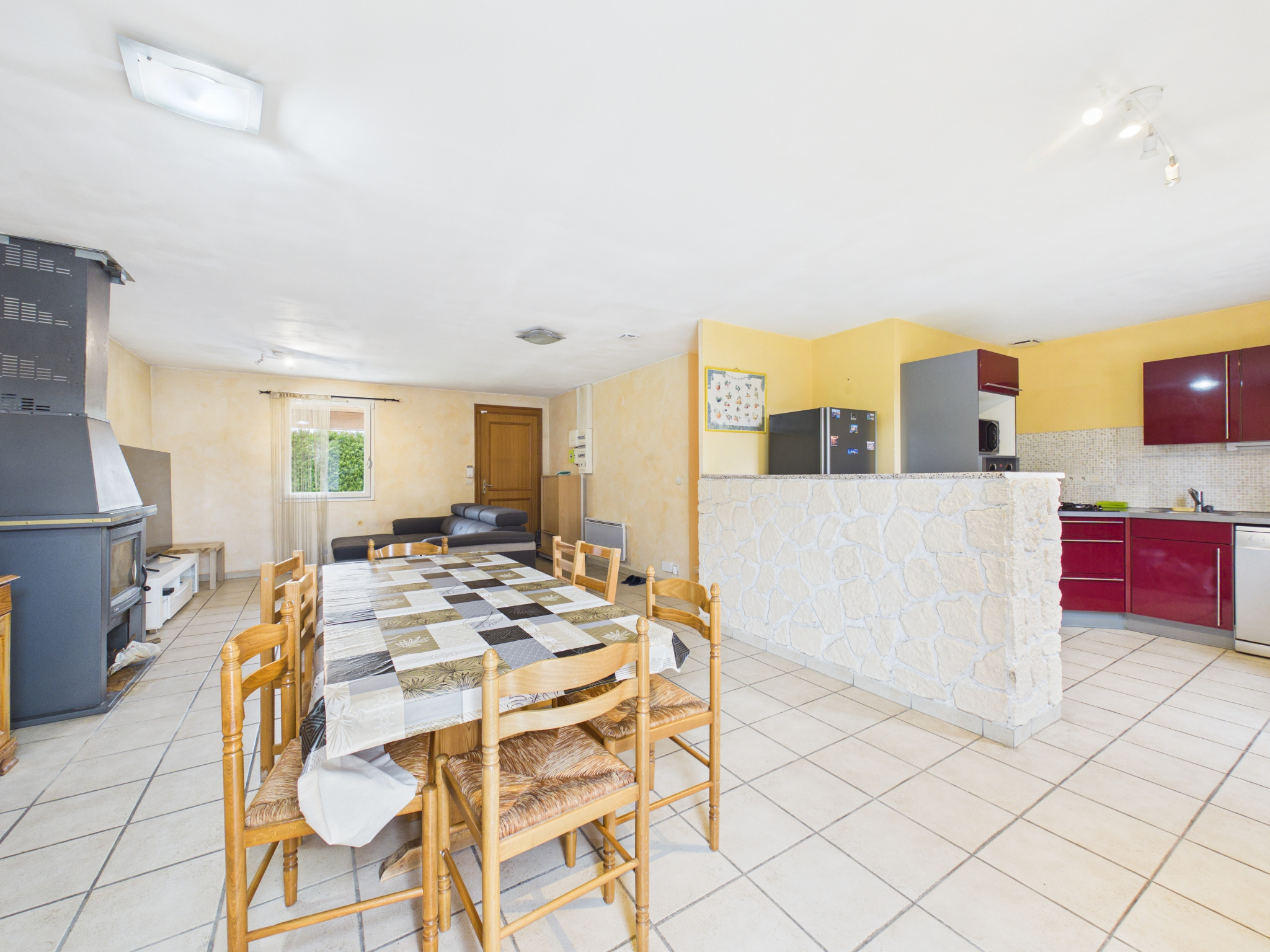 Maison de plain-pied   Sainte-Sigolène   90 m2 sur 700 m2 de terrain   EXCLUSIVITÉ