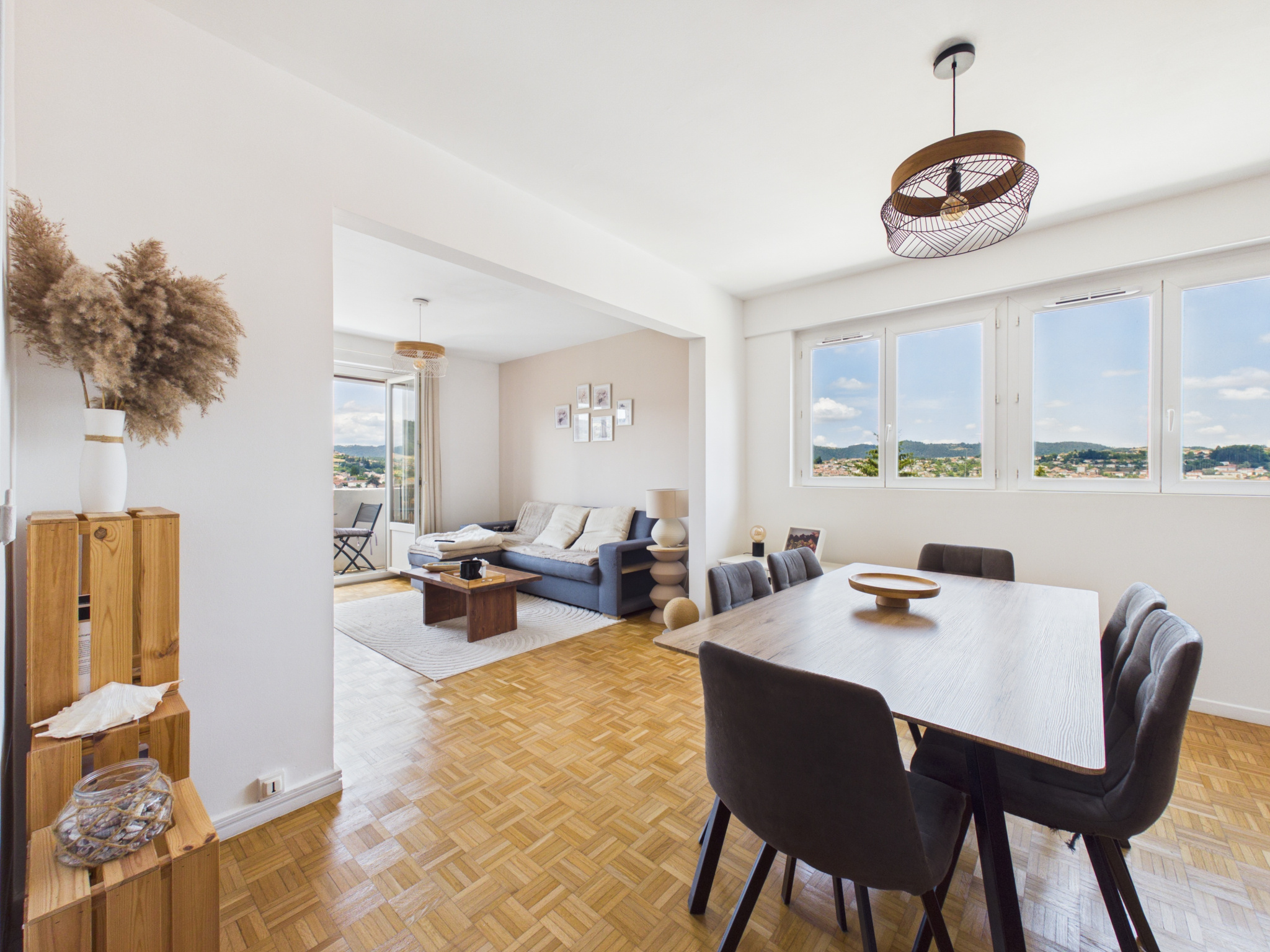 Appartement lumineux refait à neuf T3 avec garage et parking