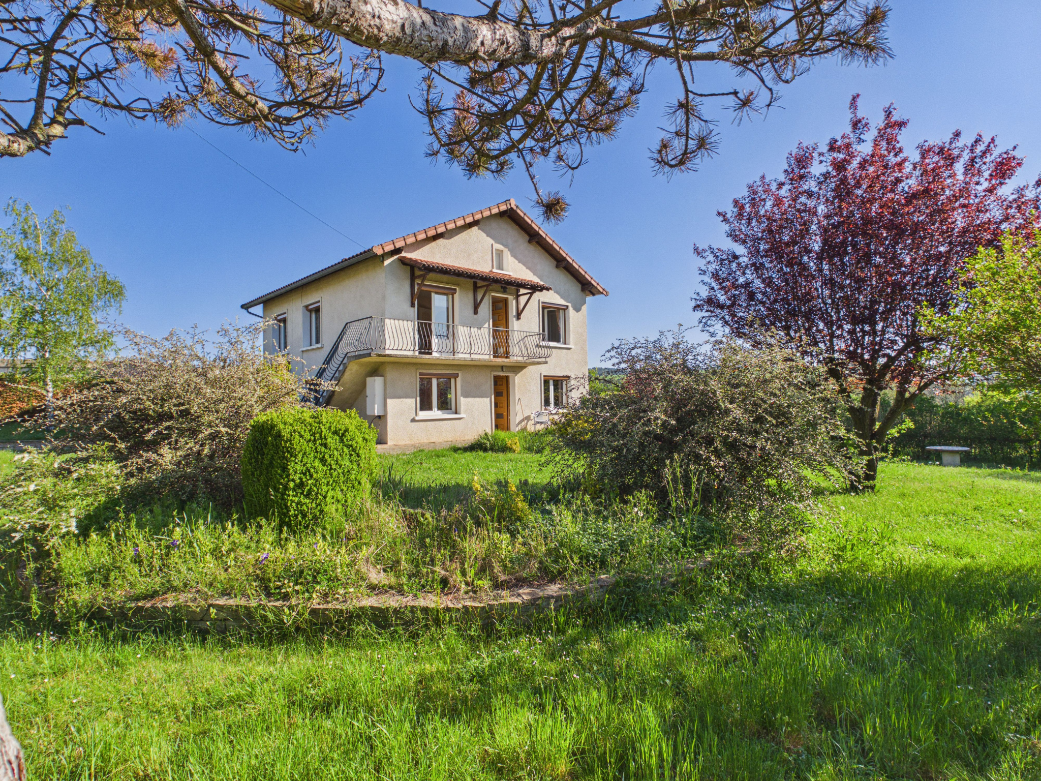 Maison avec appartement indépendant et vue sur la campagne